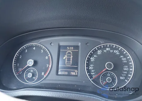 2013 Volkswagen Passat 2.5L Se z USA, uszkodzony, nr VIN 1VWBP7A36DC095056